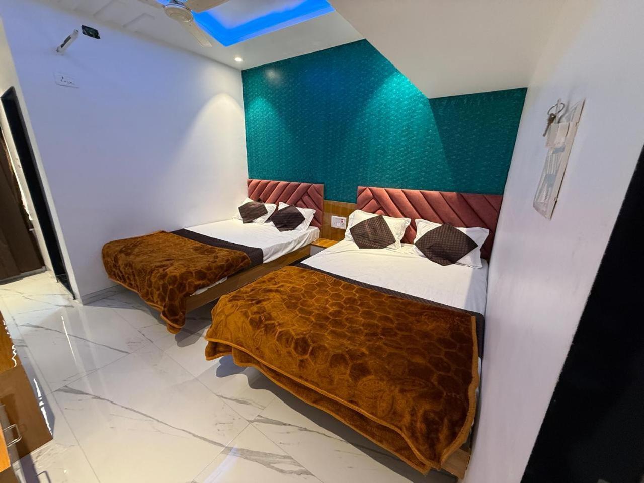 Hotel Madhuban Aurangābād Extérieur photo
