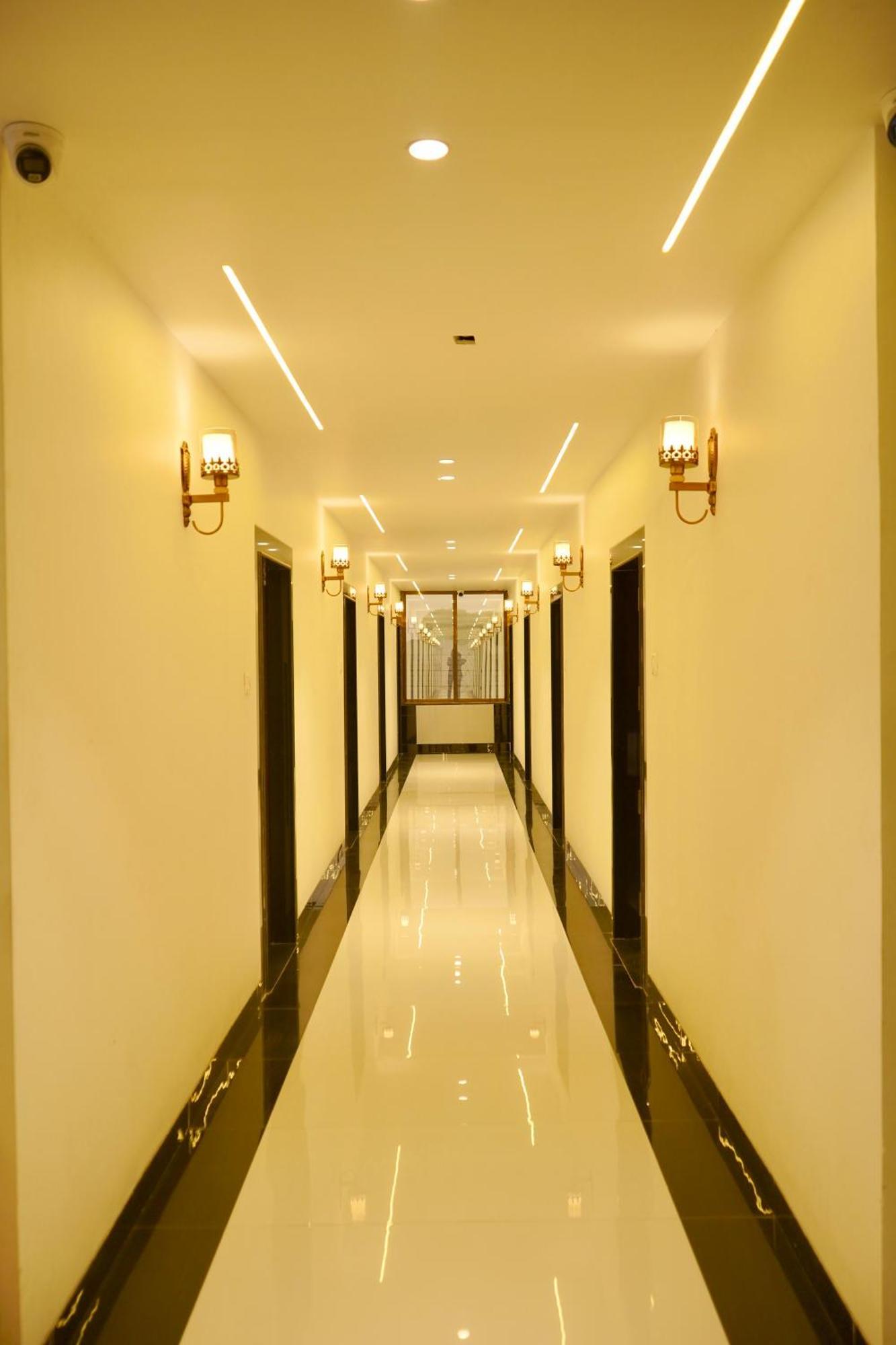 Hotel Madhuban Aurangābād Extérieur photo
