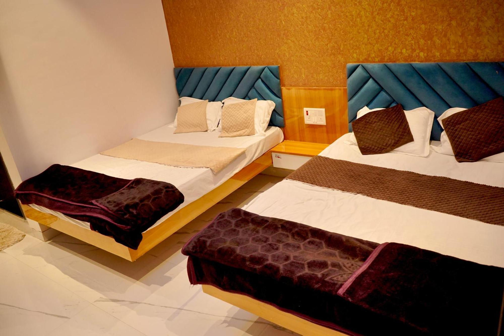 Hotel Madhuban Aurangābād Extérieur photo
